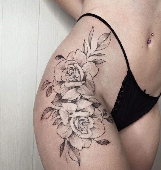 tatuaje ornamental flores en Zaragoza 2