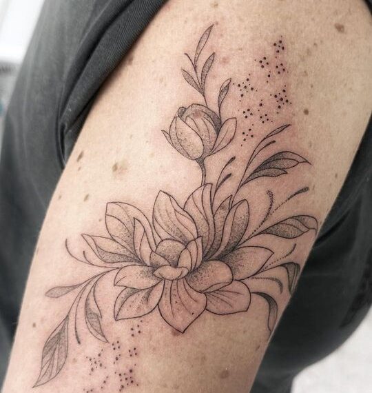 tatuaje ornamental flores en Zaragoza 3