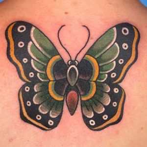 tatuajes mariposas old school en Zaragoza