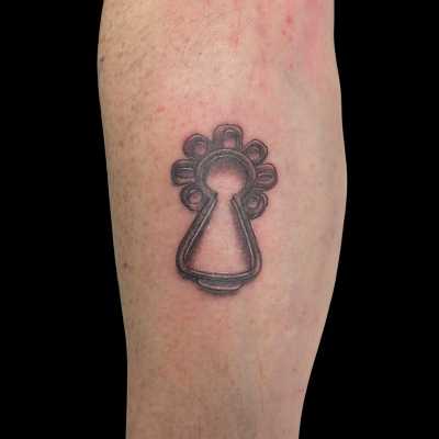 Tatuajes de la Virgen del Pilar Tatuajes de la Virgen del Pilar - Estudio de tatuajes en Zaragoza Barbarroja 4