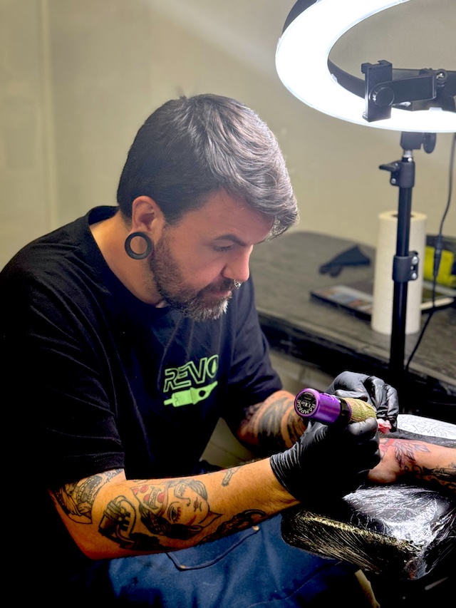 ruben wayne tatuador en zaragoza barbarroja tattoo
