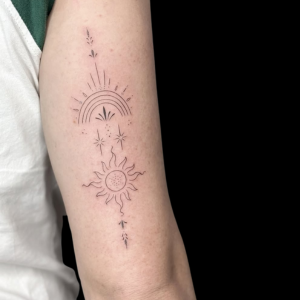 tatuajes en el brazo en zaragoza ornamental sol