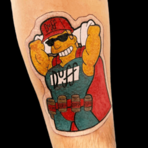 tatuaje cartoon duffman los simpson